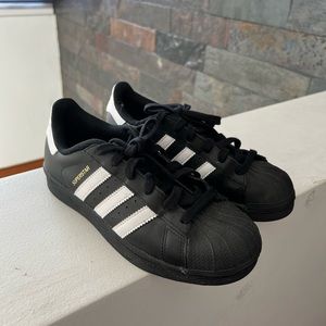 Authentic Adidas black superstar sneakers size 36.5